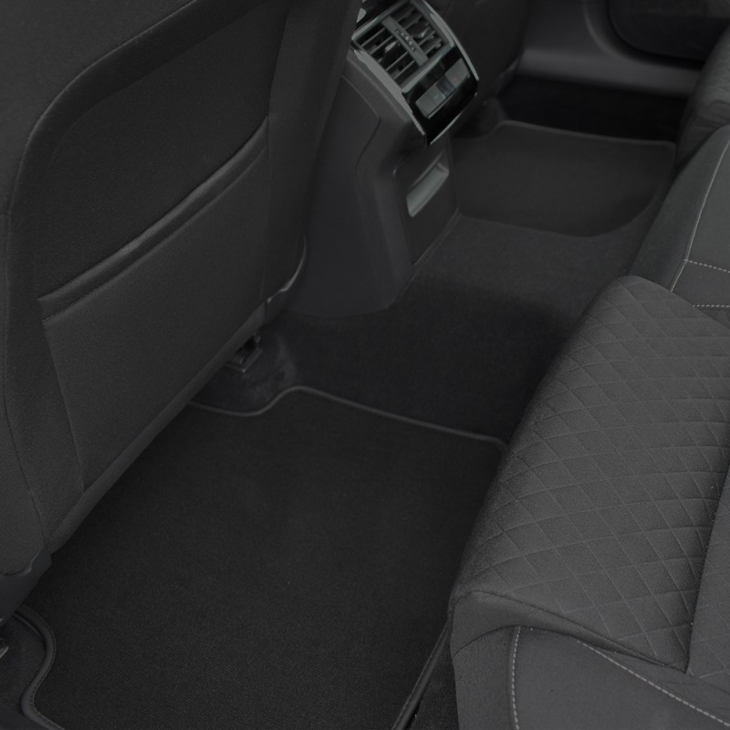 SET COVORASE AUTO MOCHETA UMBRELLA PENTRU PEUGEOT P308 II HATCHBACK (2013-)